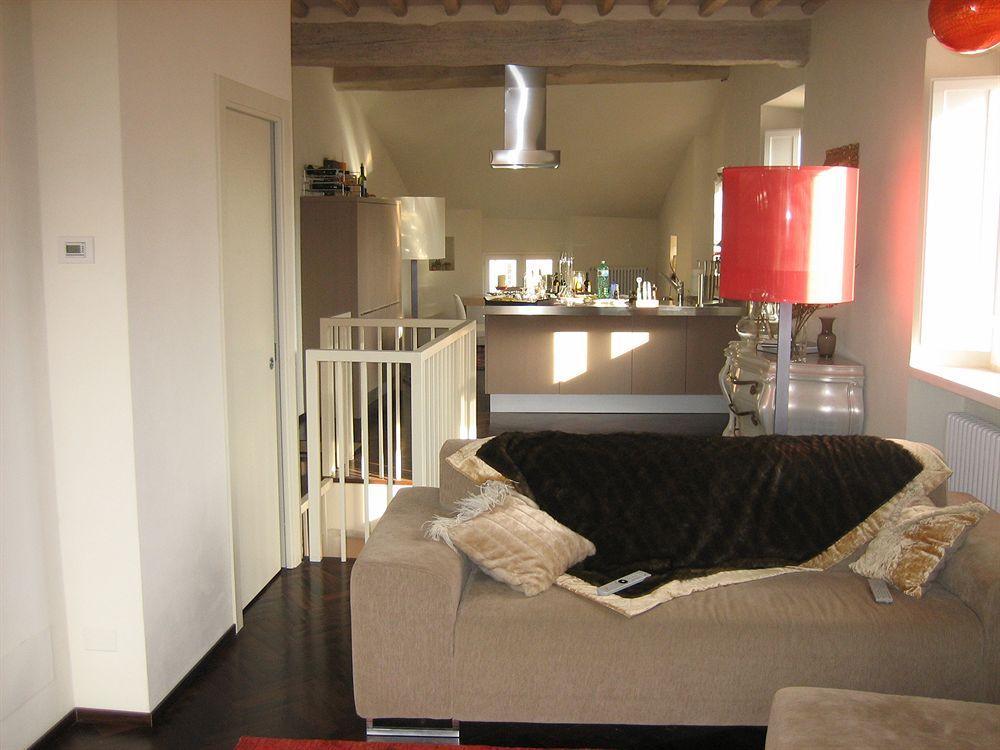 Bed and Breakfast A Palazzo Busdraghi Residenza D'Epoca Lucca Exterior foto